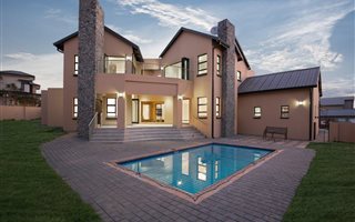 5 Bedroom House in Waterfall Country Estate