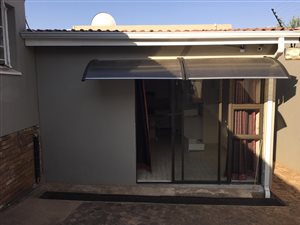 2 Bed House in Greenside