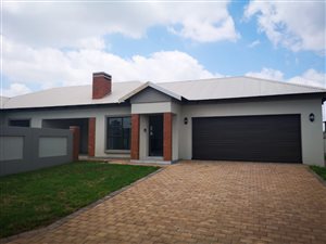 3 Bed House in Kameeldrift East