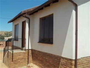 2 Bed House in Mahube Valley