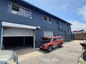 500 m² Commercial space in Braelyn