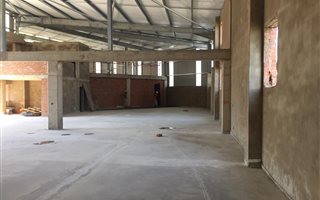 373 m² Industrial space in Cornubia