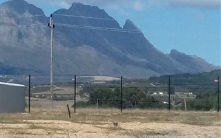 679 m² Land available in Nooitgedacht Estate