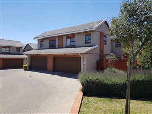 3 Bed Townhouse in Country View Estate