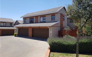 3 Bedroom Townhouse in Country View Estate