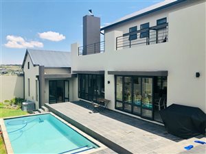 4 Bed House in Waterfall Country Estate
