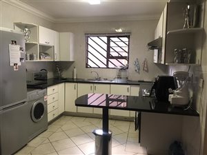 2 Bedroom Apartment in Observatory