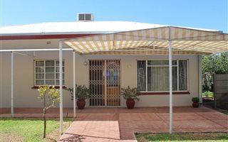4 Bedroom House in Die Rand