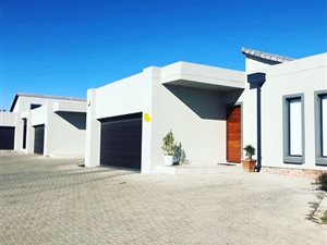 3 Bed House in Summerset