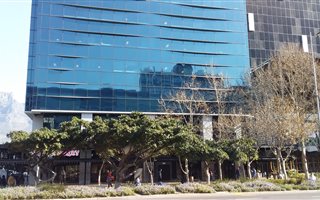 643 m² Office Space in Foreshore
