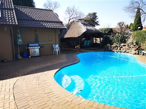3 Bed House in Highway Gardens