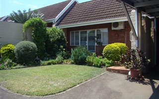 2 Bedroom Townhouse in Hayfields