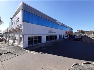 2076 m² Retail Space in Pinetown Central