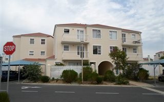 2 Bedroom Apartment in Whispering Pines