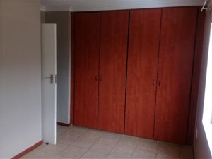 1 Bed Apartment in Wonderboom South