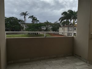 2 Bed Flat in Uvongo