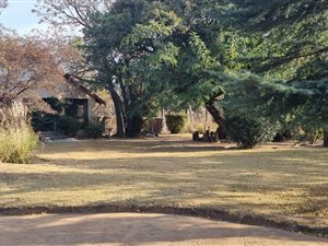 6.9 ha Farm in Mnandi AH
