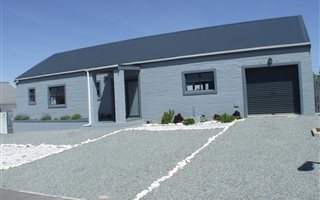 3 Bedroom House in Yzerfontein