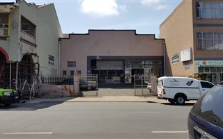 420 m² Industrial space in Umbilo