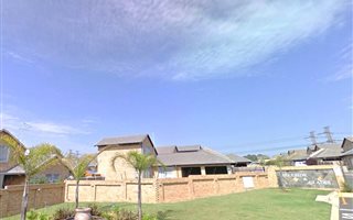 3 Bedroom Duplex in Birchleigh