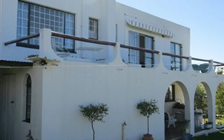 4 Bedroom House in Vaal Marina