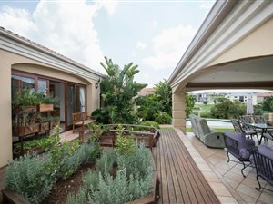 3 Bed House in Blue Valley Golf Estate