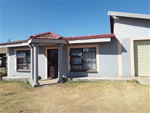 3 Bed House in Madadeni
