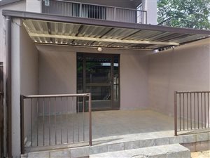 3 Bed Apartment in Brackendowns