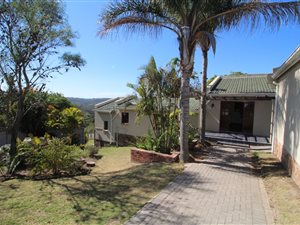 4 Bed House in Beacon Bay