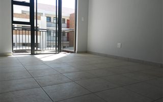 2 Bedroom Apartment in Montana Park