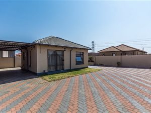 2 Bed House in Goudrand
