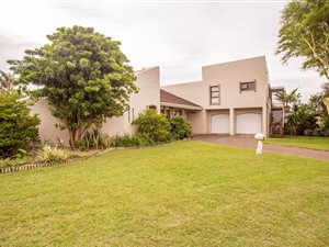 3 Bed House in Bonza Bay