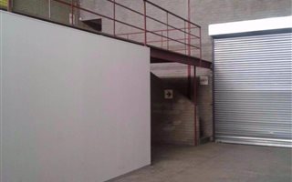 250 m² Industrial space in Morehill