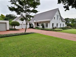 4 Bed House in Kloof