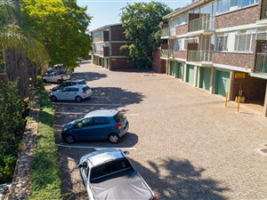 2 Bed Townhouse in La Montagne
