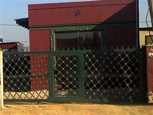 2 Bedroom House in Unitas Park