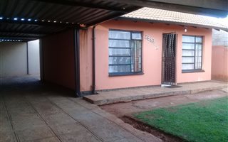 2 Bedroom House in Doornkop