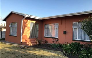4 Bedroom House in Kinross