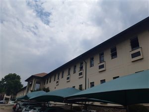 2058 m² Commercial space in Paulshof