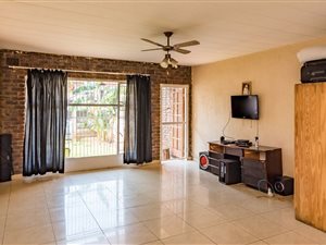 2 Bed Townhouse in Windsor West
