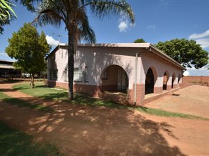 2 ha Farm in Swacina Park A H