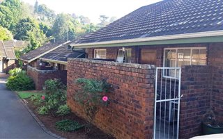 2 Bedroom Townhouse in Clarendon