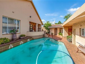 3 Bed House in Westdene