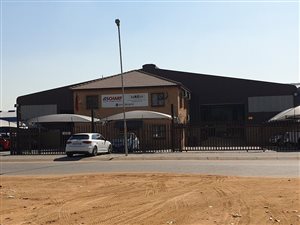 1390 m² Industrial space in Airport Park