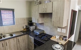 2 Bedroom Apartment in Murrayfield