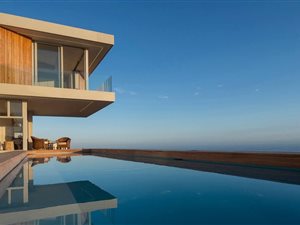 4 Bed House in Oubaai and surrounds