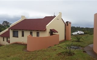 2 Bedroom Duplex in Leisure Bay