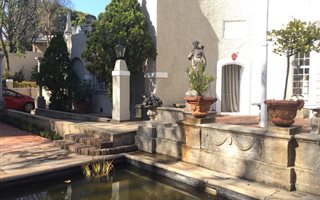 500 m² Commercial space in Saxonwold