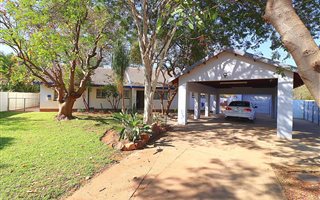 4 Bedroom House in Onverwacht