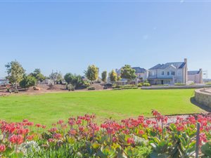3 Bed House in Nooitgedacht Village